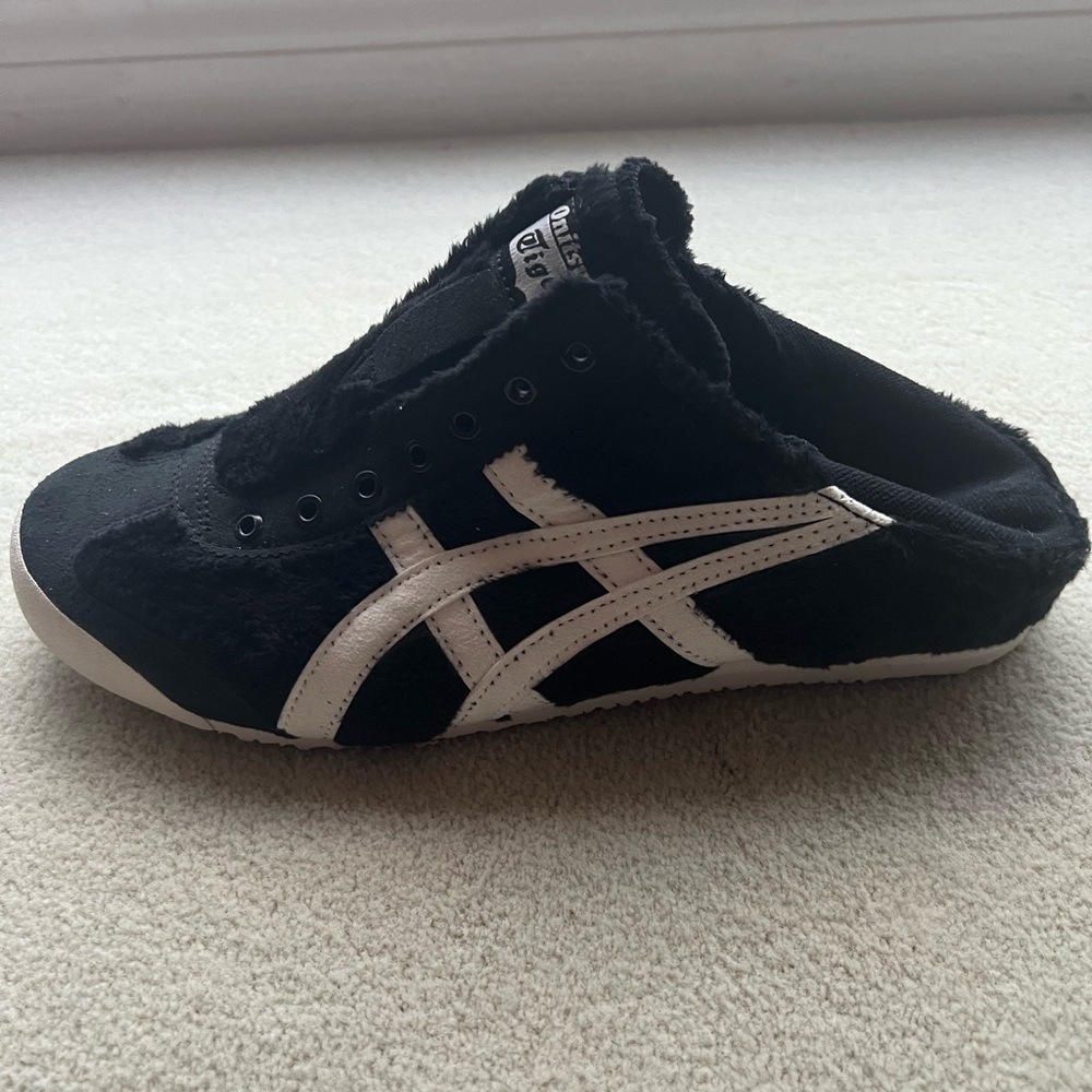 Onitsuka Tiger Black Faux Shearling and Canvas Convertible Slip-On Sneakers